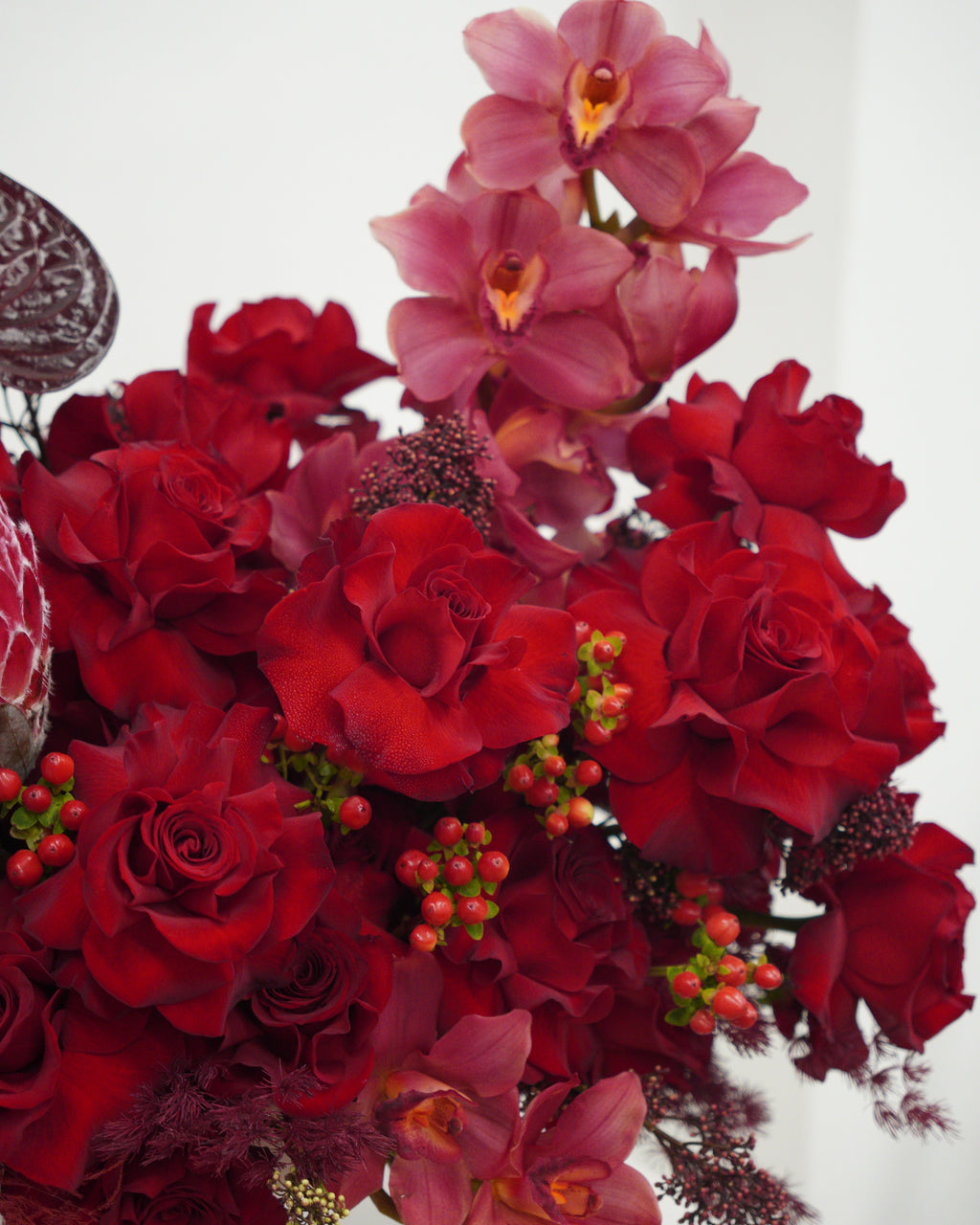 Rouge in Vase