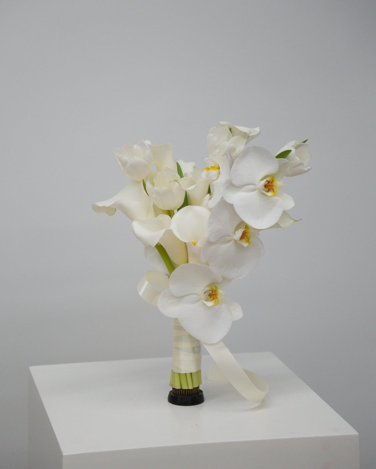 Alba Bridal Bouquet - Fiore Arte