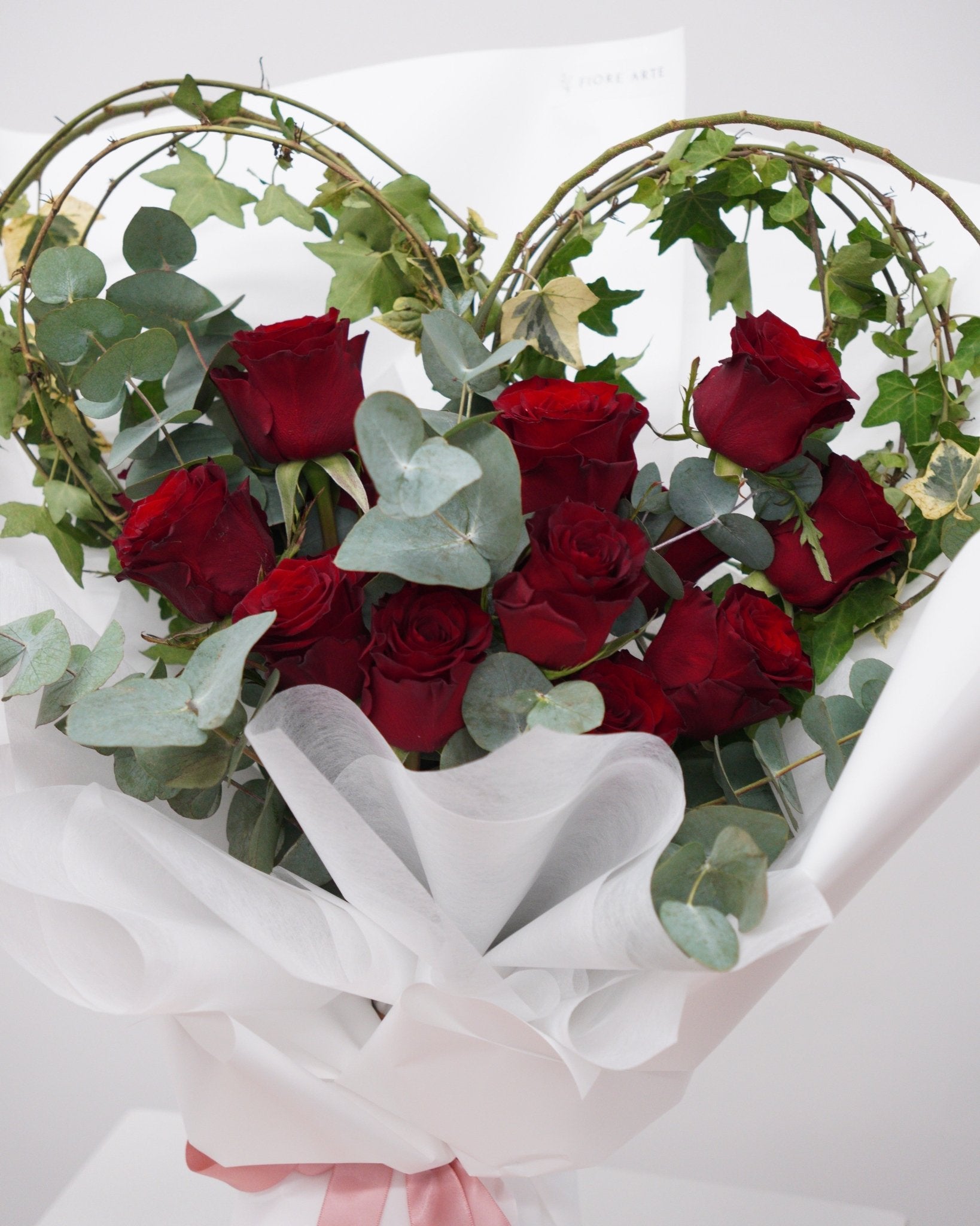 Heart of Roses Bouquet - Fiore Arte