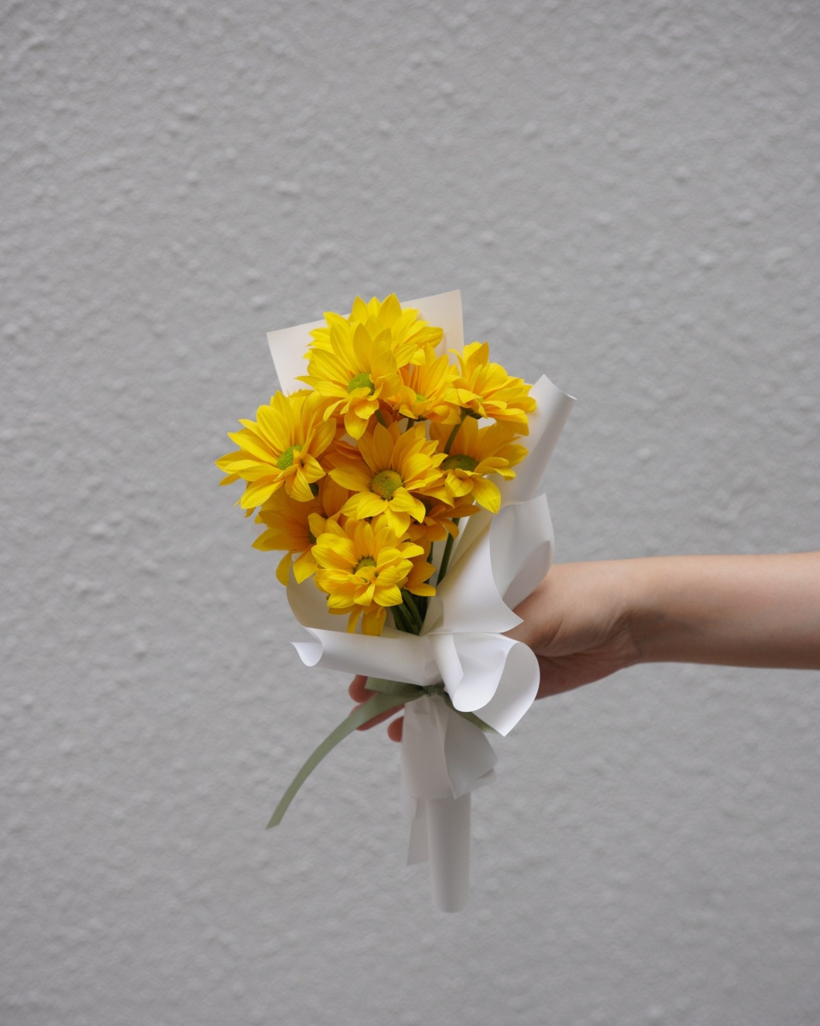 Petite Pom Pom Bouquet - Fiore Arte