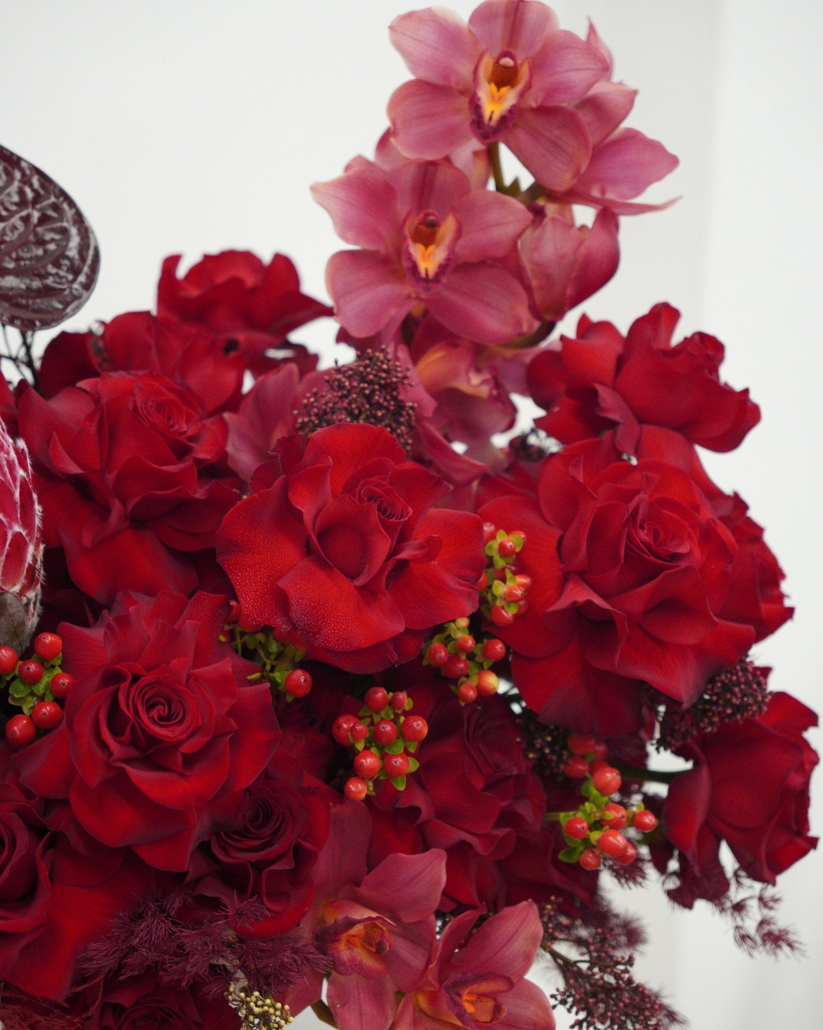 Rouge in Vase - Fiore Arte