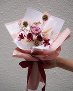 Scarlet Bouquet - Fiore Arte